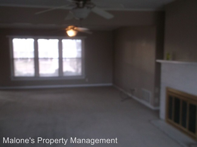 Building Photo - 3 br, 2 bath House - 3208 Bella Vista Dr