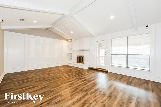 Building Photo - 3944 Misty Meadow Dr