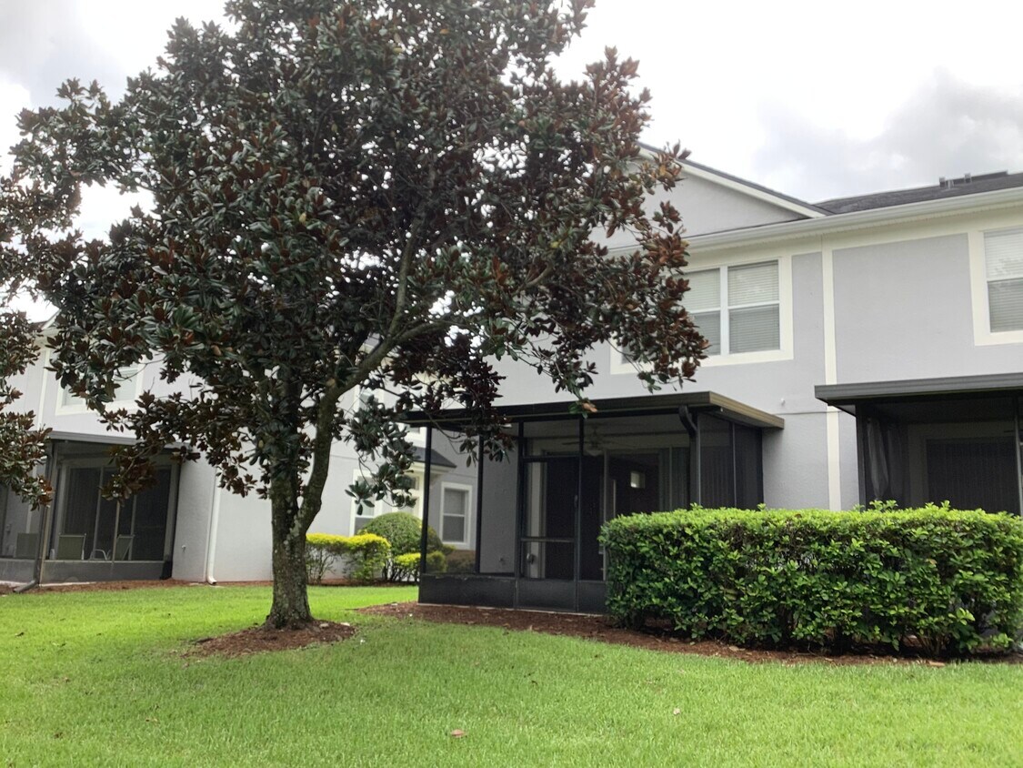Foto del edificio - 940 Rock Harbor Ave