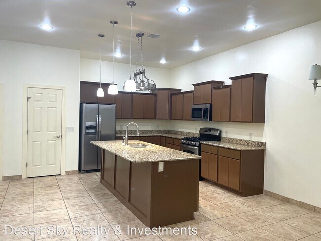 Building Photo - 3 br, 2.5 bath House - 4317 Levante Drive
