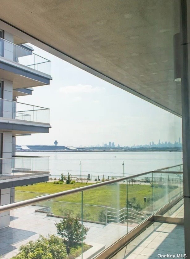 Foto del edificio - 109-9 15th Ave