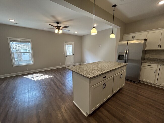 Building Photo - 317 Fallow Cir