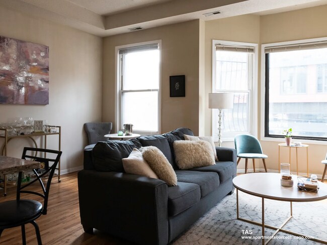 Foto del edificio - 2523 N Lincoln Ave