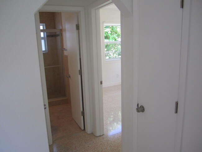 Hall - 1172 NE 111th St