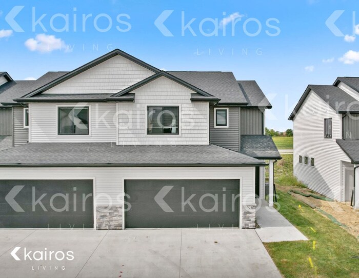 6925 Holly Ct, Johnston, IA 50131 Townhome Rentals in Johnston IA