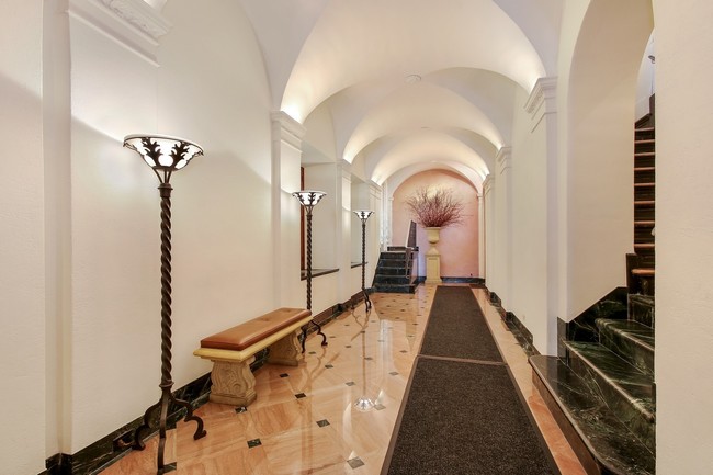 Lobby - 1172 Park Ave