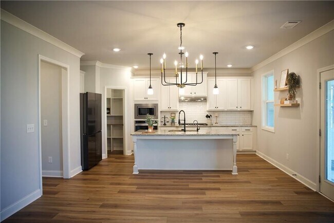 Foto del edificio - 3666 Andover Wy