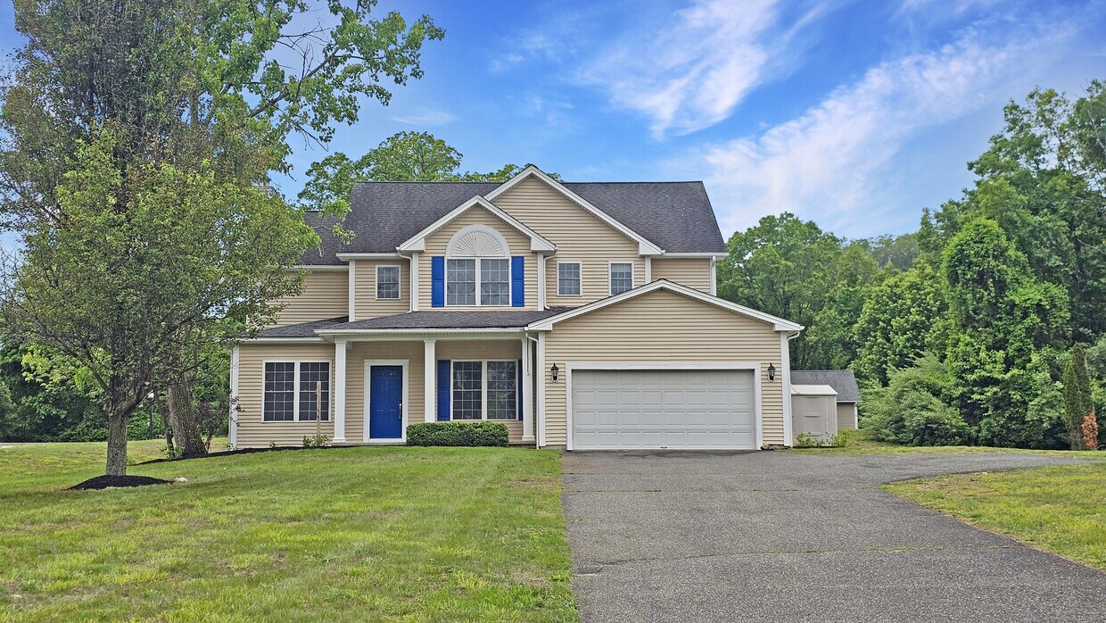 Primary Photo - 48 Meadow Brook Rd