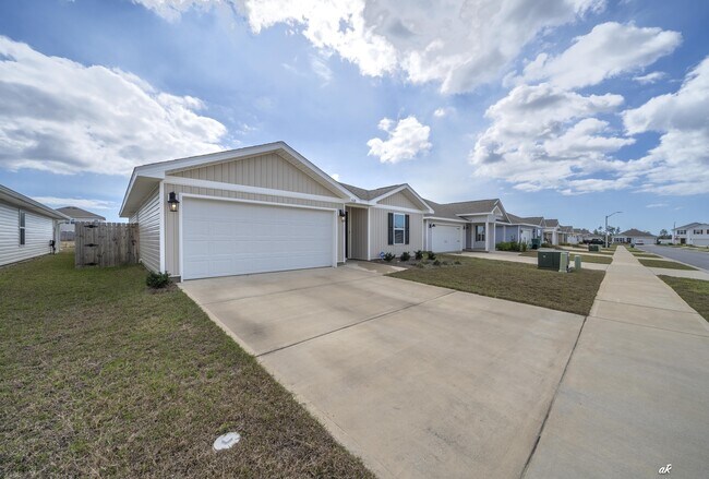 Building Photo - 5028 Rivergrass Dr