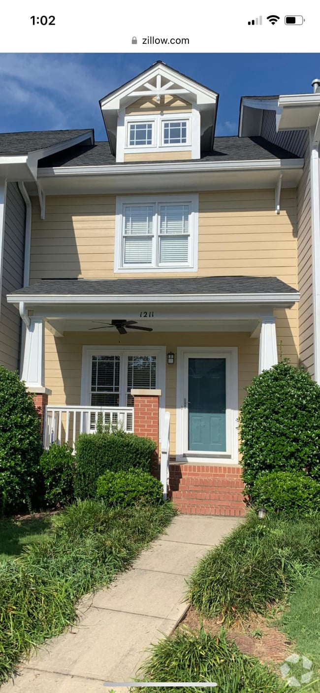 Bungalow Park at Scotts Mills Apartments for Rent Apex, NC 2