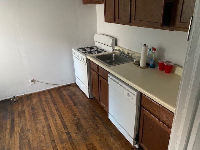 Foto del edificio - 1507 N Dearborn Pky