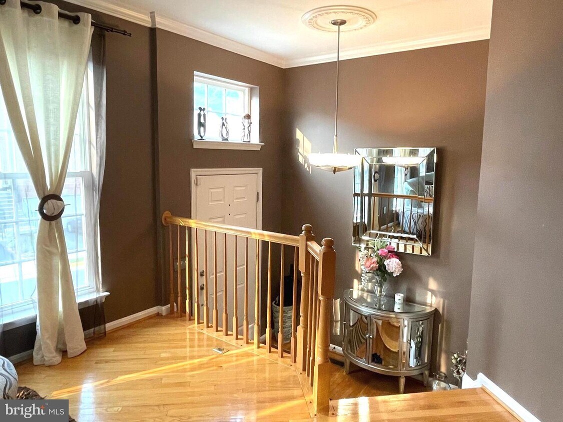 Foto principal - 12013 Lynford Ln