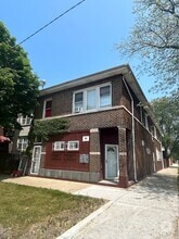 Building Photo - 8159 S Coles Ave