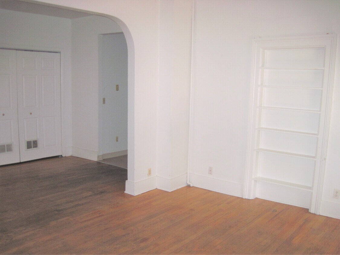 Primary Photo - 1431 18th St