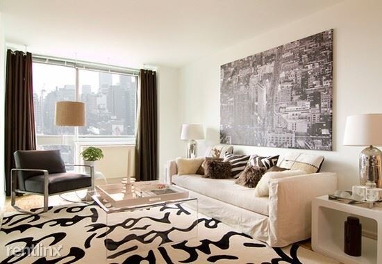 Foto principal - 455 W 37th St