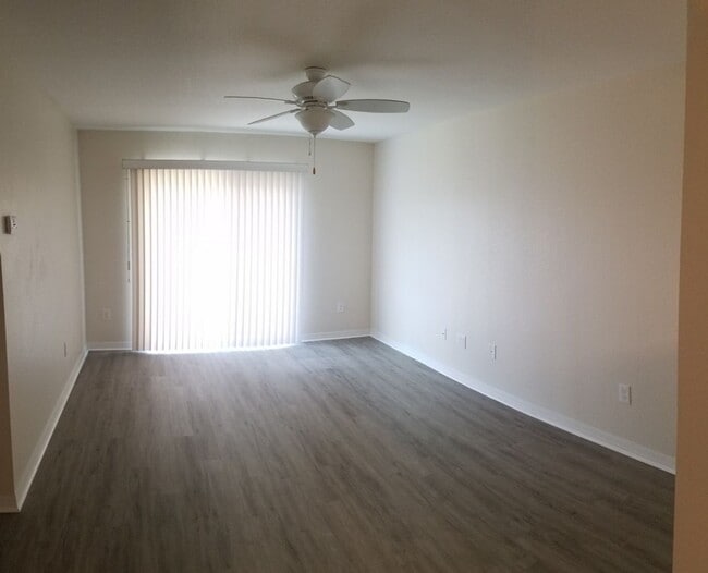 Building Photo - DIAMOND RIDGE VILLAS-10572 SE 67 CT