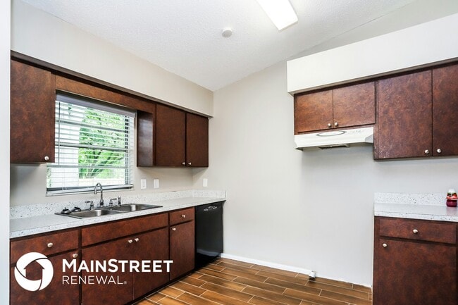 Building Photo - 345 S Indica Ct