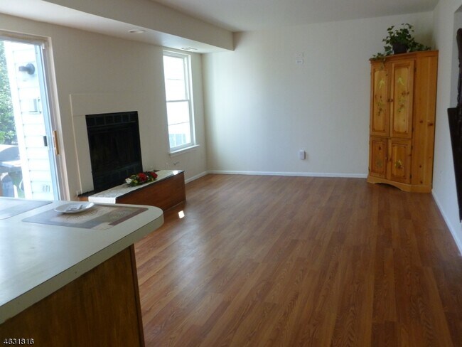 Building Photo - 408 Hawkshead Way