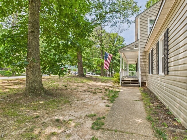 Foto del edificio - 9106 Barnwell Cir