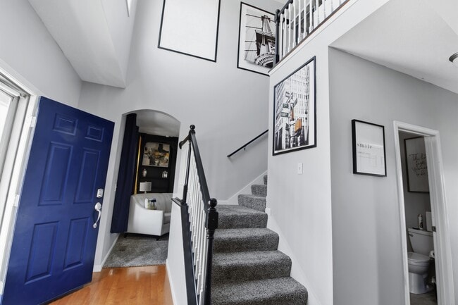 Building Photo - 2950 E Stone Creek Blvd