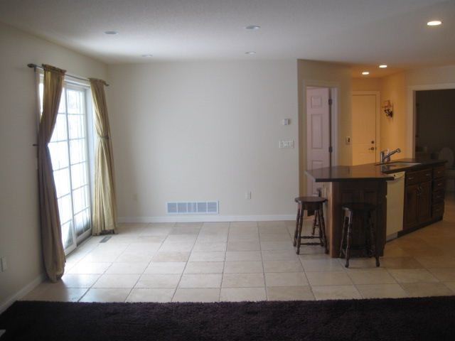 Foto del edificio - 823 Burlington Dr NW