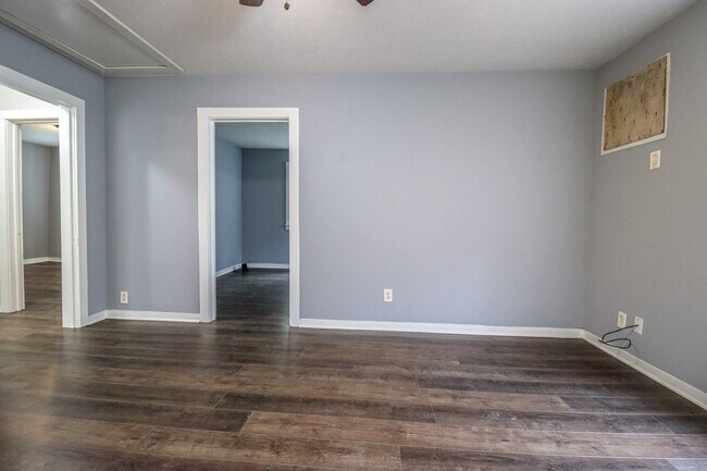 Foto del edificio - 3051 W Crockett St