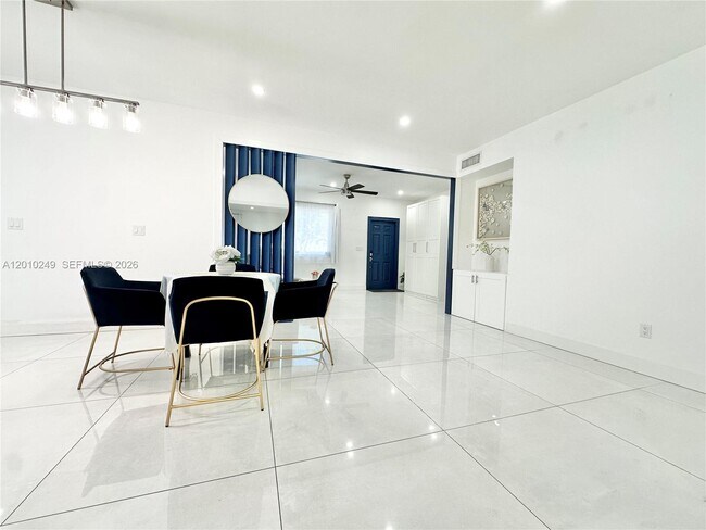 Foto del edificio - 7800 SW 57th Ct