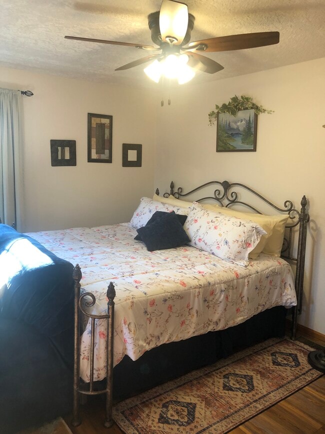 Photo - 952 NW 23rd Ave House