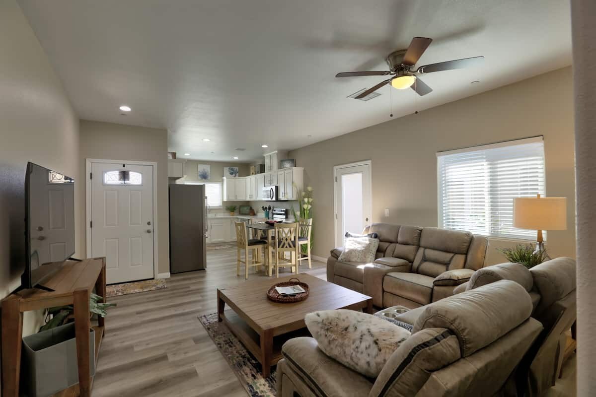 620 W Upjohn Ave, Ridgecrest, CA 93555 House for Rent in Ridgecrest, CA