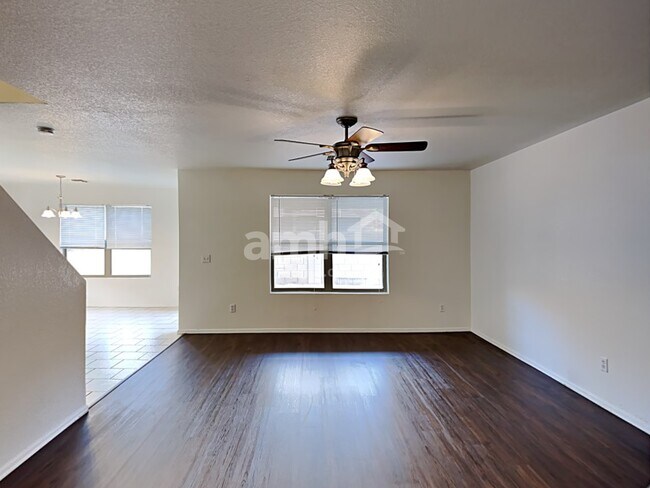 Foto del edificio - 3485 S Bowman Rd