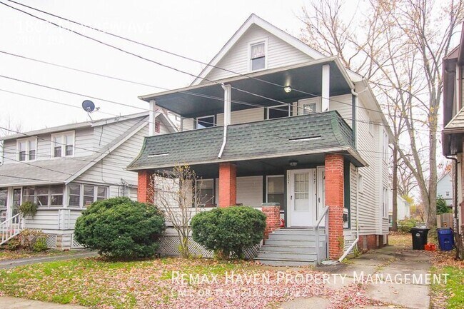 Building Photo - 1807 Mayview, UP, Cleveland - Spacious 2 b...