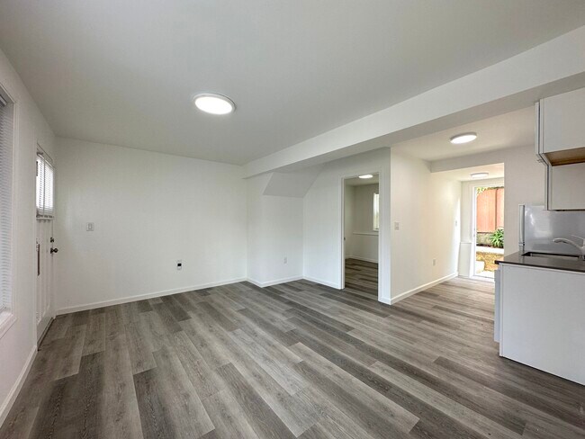 Foto del edificio - 1330 Silver Ave