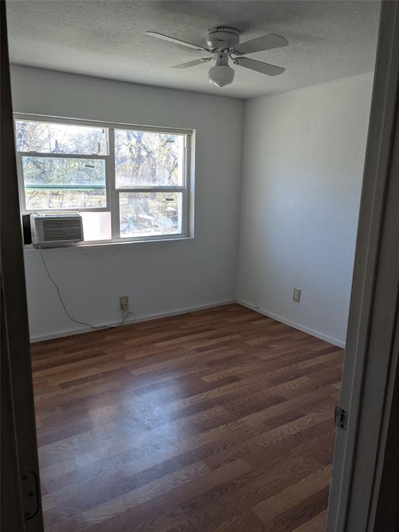 Foto del edificio - 4311 Copeland St