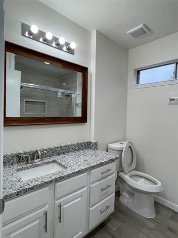 Foto del edificio - 2113 Glencrest Ln