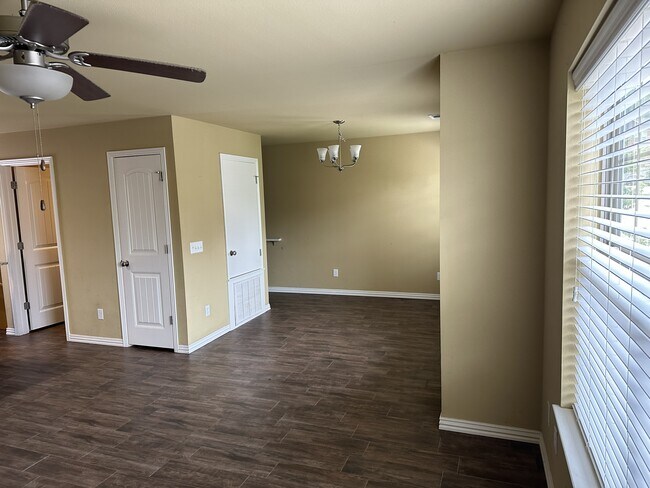 Foto del edificio - 2813 W Cottonwillow Way