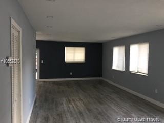 Foto del edificio - 2250 NW 30th St