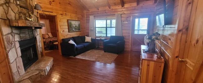 Foto del edificio - 2209 Bellview Ln