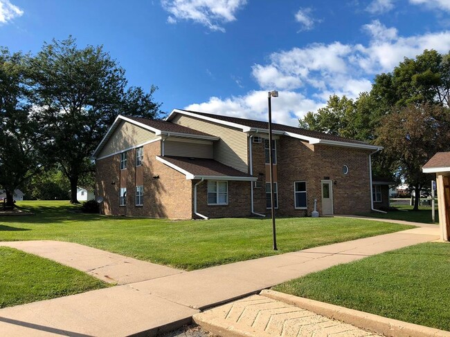 Building Photo - 1120 Western Ave