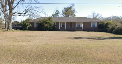 Building Photo - 1297 N Eufaula Ave