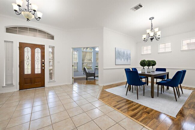 Foto del edificio - 16308 Double Eagle Dr