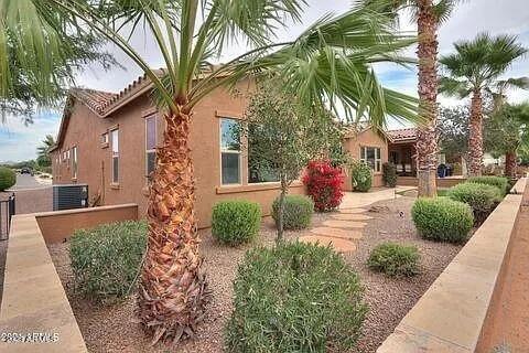 Building Photo - 2663 E Questa Trail