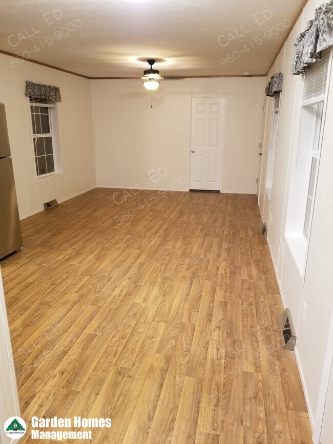 Foto del edificio - 7 Fair Acres Ln