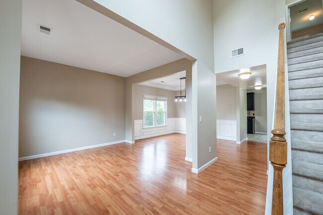 Foto del edificio - 315 Foe Creek Dr
