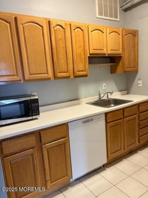 Foto del edificio - 27 W Front St