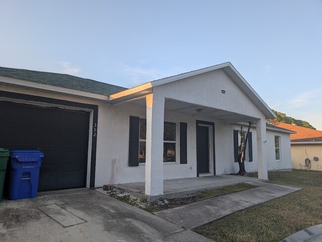 Building Photo - 392 Del Monte Rd