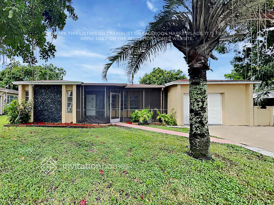 Foto principal - 710 SW 50th Ave