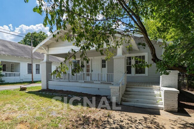 Foto del edificio - 412 12th St SW