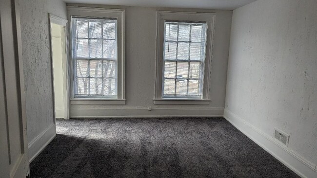 Foto del edificio - 721 N Hamilton St