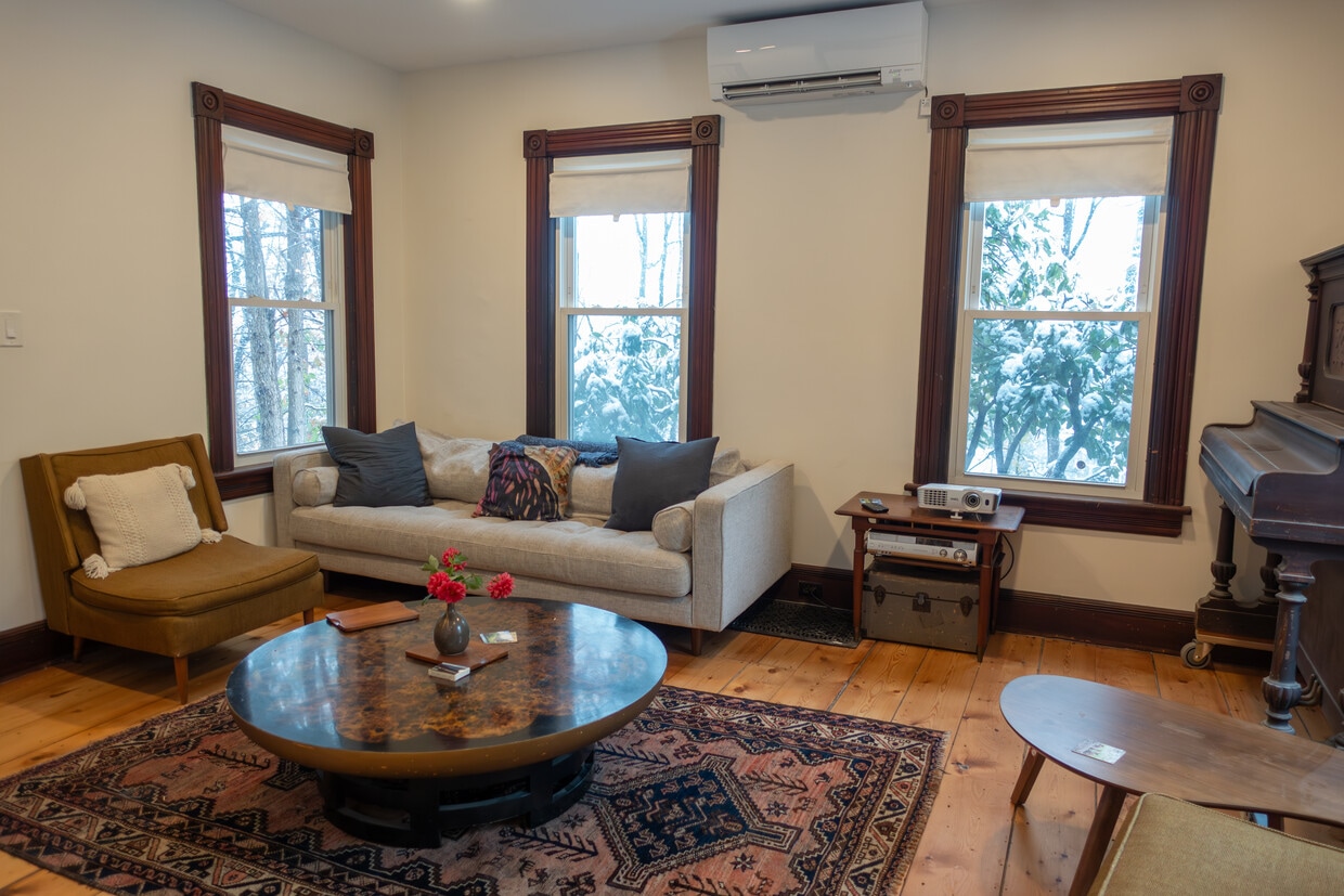 31 Organ St, Brattleboro, VT 05301 House Rental in Brattleboro, VT