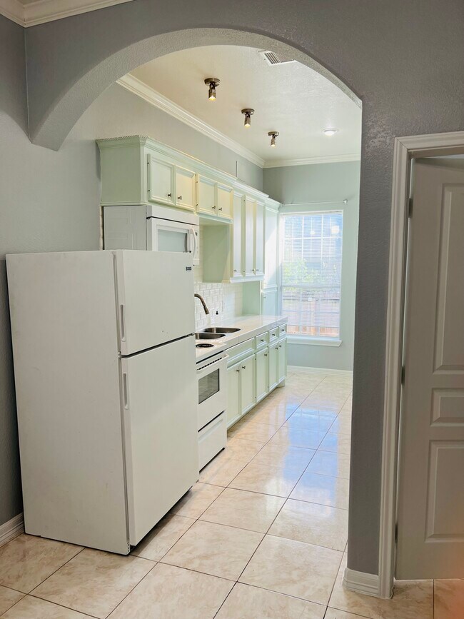 Foto del edificio - 7306 Tuck St